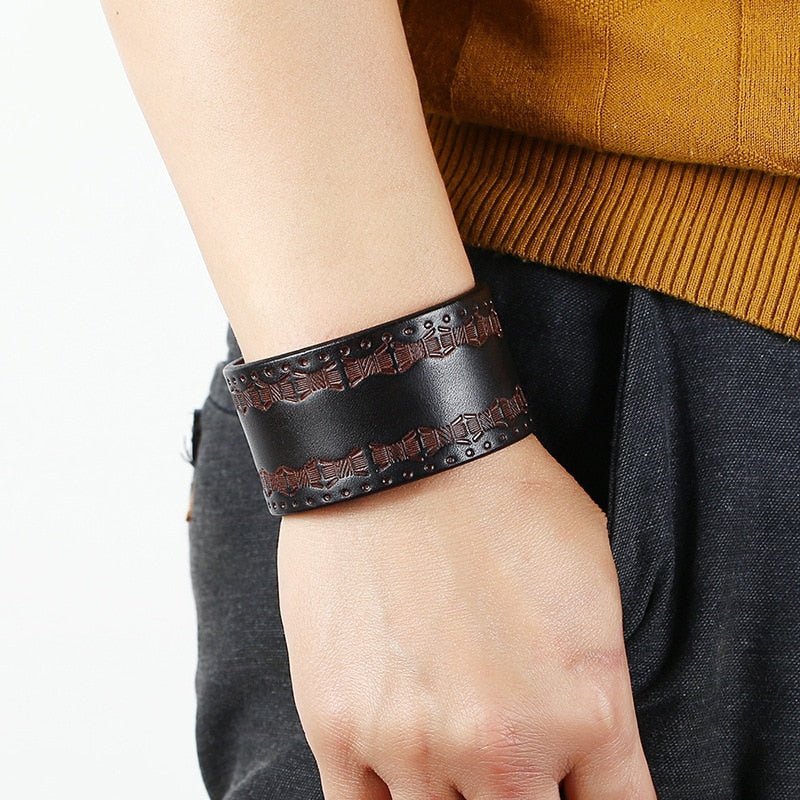 Danialo Leather Bracelet (Wide)