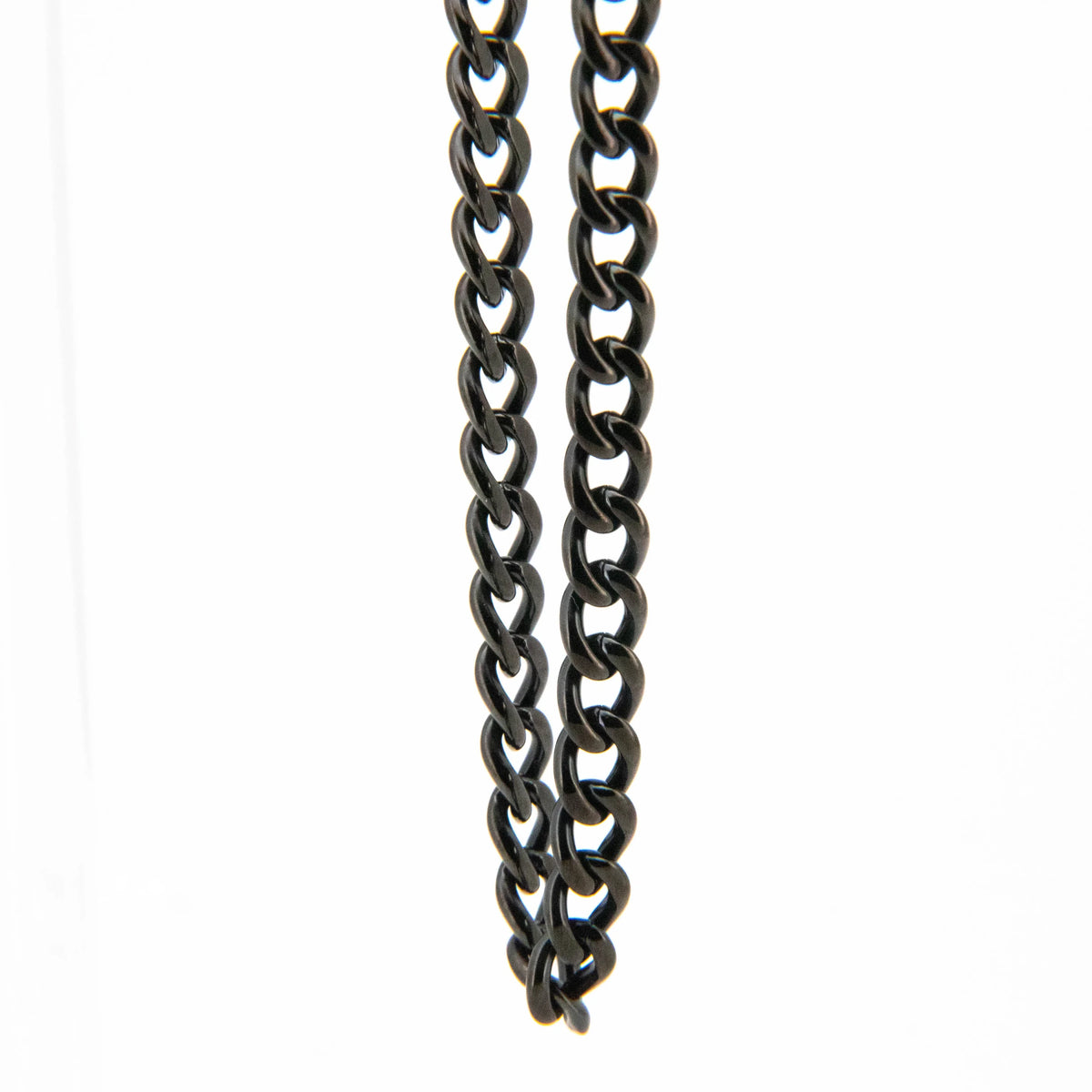 Black metal chain with interlocking links.