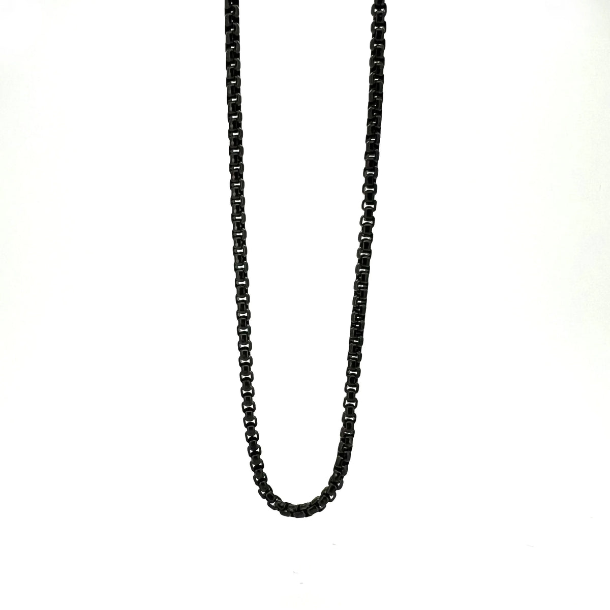 Black metal chain necklace.